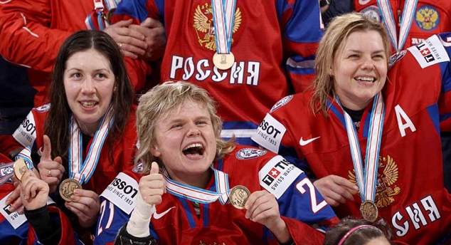 Russians take bronze